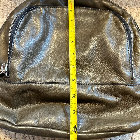 Margot genuine leather backpack. - Picture 6 of 8